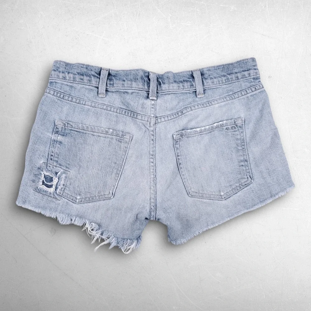 Vince Cutoff Denim Shorts Women 27 Lt Blue Summer Beach Casual Distressed Boho